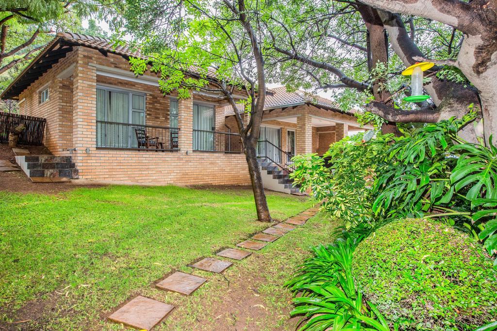 @Home Guest House Rustenburg Quarto foto